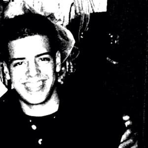 Meet your Posher, Moises